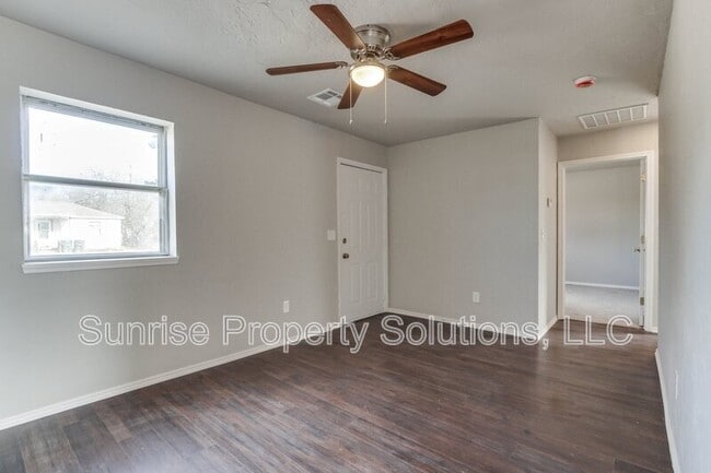 Photo - 4424 SE 38th St Casa