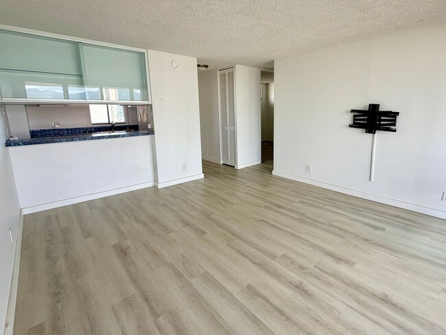 Photo - 2121 Ala Wai Blvd Unit 1702