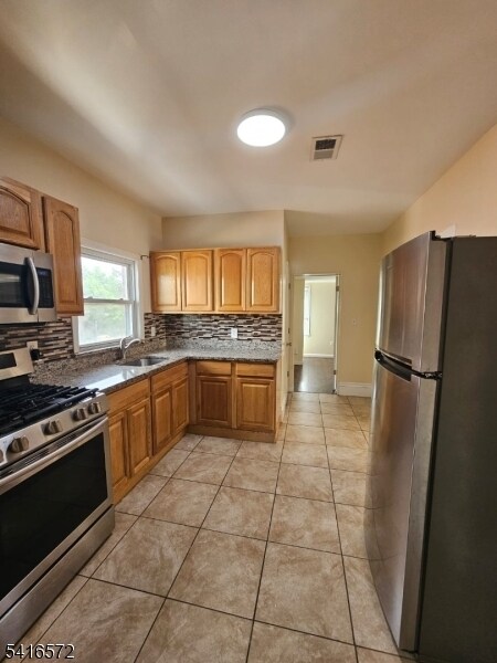 Photo - 240 Copeland Ave