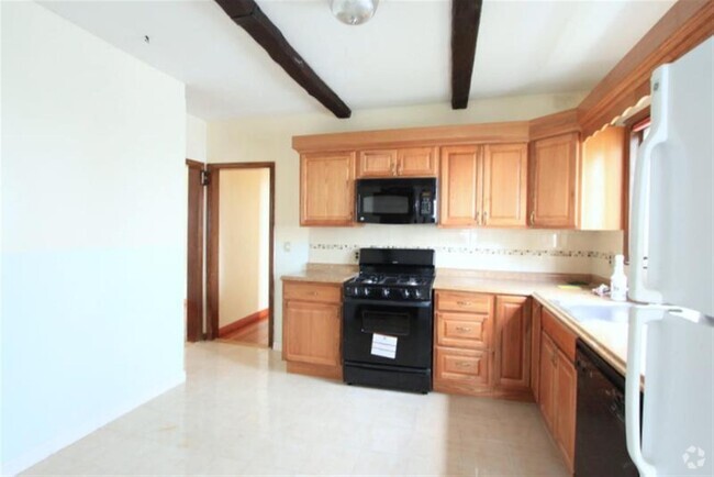 Building Photo - 25 Belknap St Unit 1 Rental