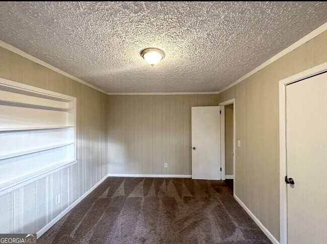 Photo - 1737 McKenzie Dr