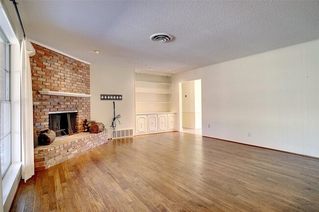 Photo - 6348 Juneau Rd