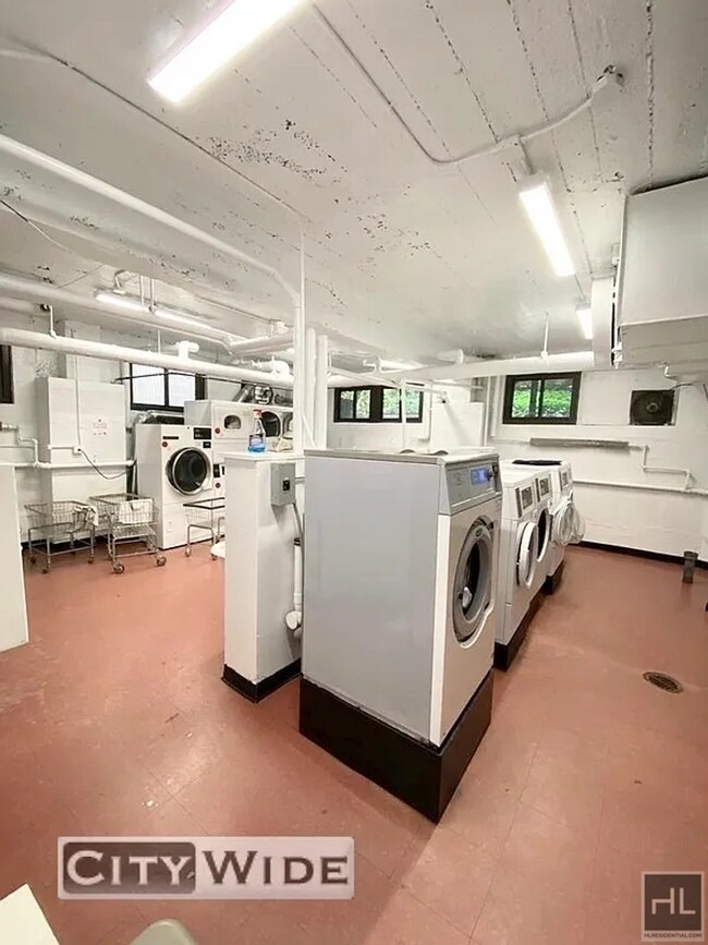 Photo - EAST 69 STREET Unit 4L