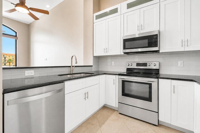 Photo - 701 S Olive Ave Unit 303