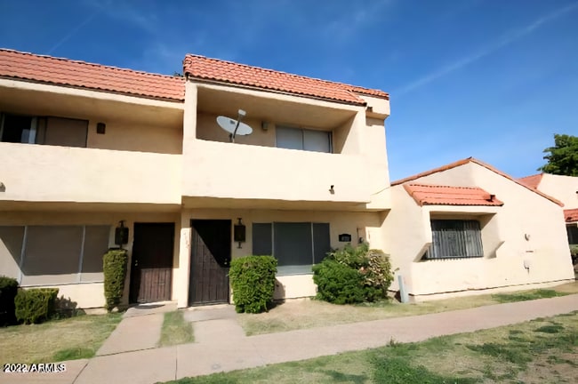 Building Photo - 4722 W Rose Ln Rental