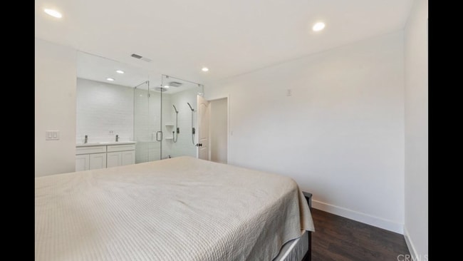 Photo - 1801 Lorella Ave