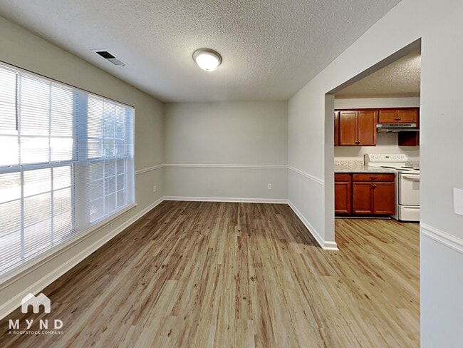 Photo - 75 Windward Dr