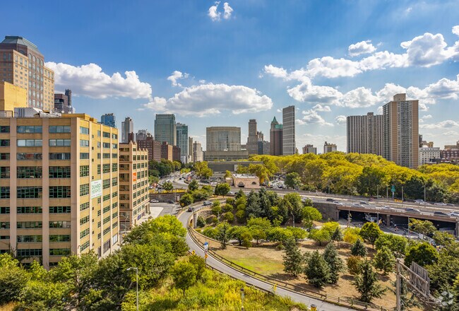 Photo - 98 Front Condominiums