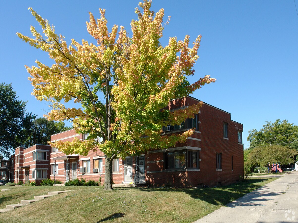 Photo - 1151-1157 Parkway Ave