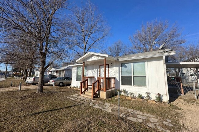 Photo - 600 Springdale Rd