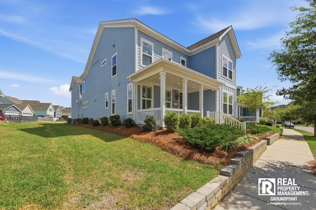 Photo - 236 Oak View Way