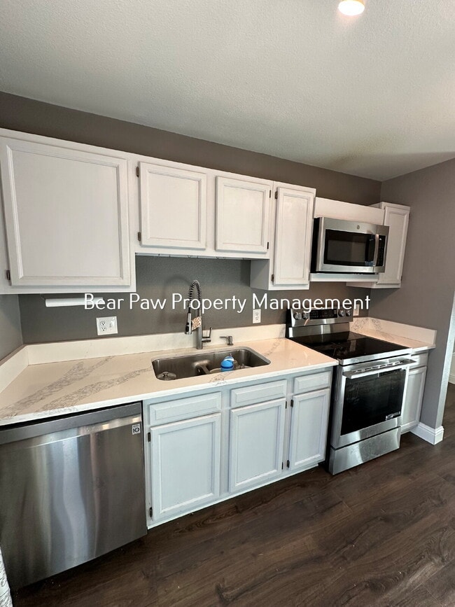 Photo - Spacious 3-Bed, 3-Bath Gem in Arvada!" Unit C