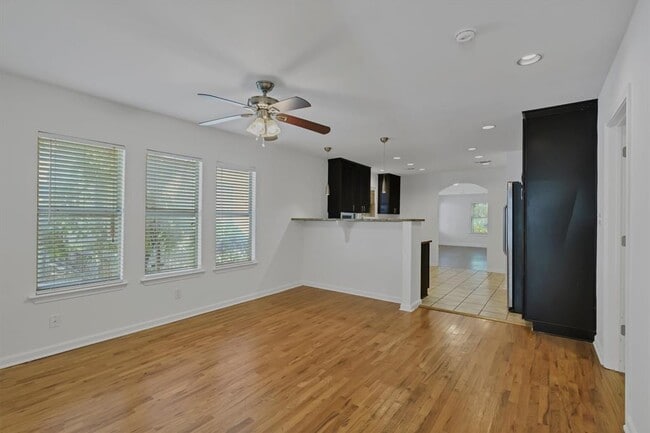 Photo - 3700 Harmon Ave