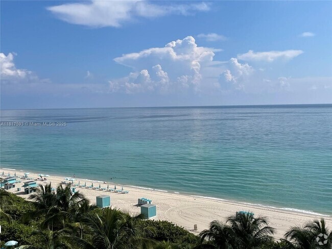 Building Photo - 6767 Collins Ave Unit 907 Rental
