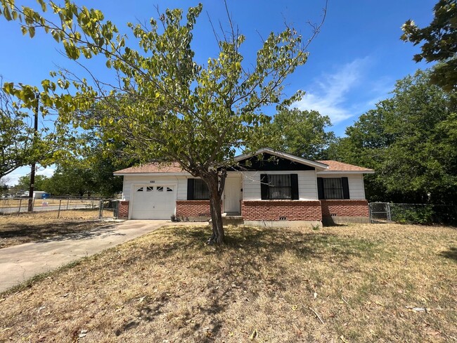 Photo - 1303 Redondo Dr