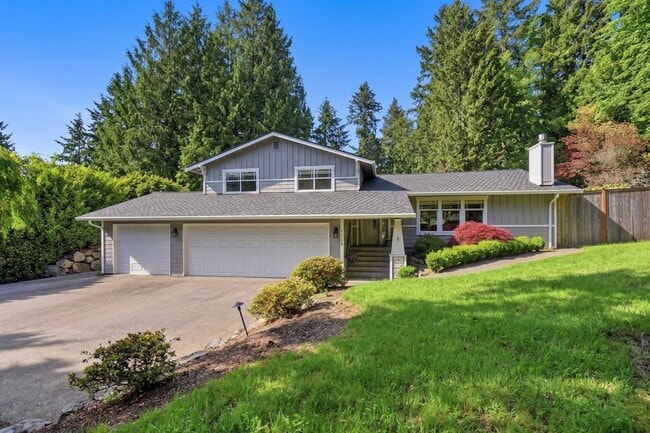 Building Photo - 3bd/2.5ba Bellevue Home