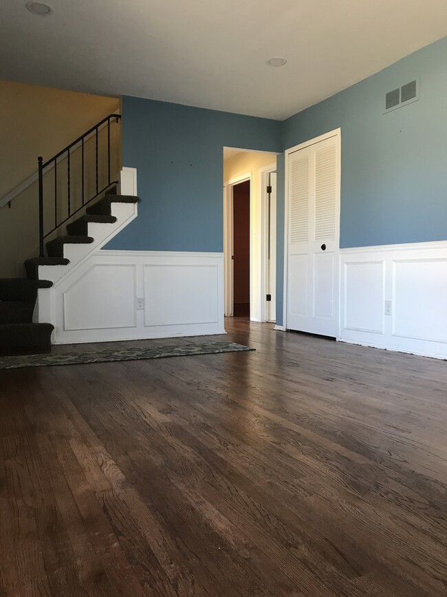 Photo - 4 BED/2 BATH ADORABLE, SPACIOUS SINGLE FAMILY HOME ---- FORREST DR. CANTON