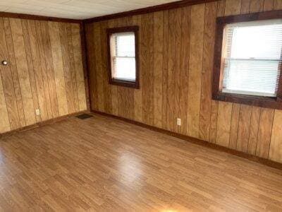 Photo - 128 E Perry St