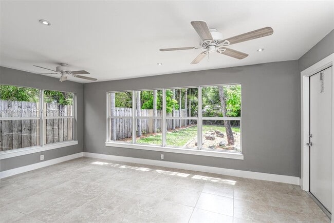 Photo - 1032 SW 22nd Terrace