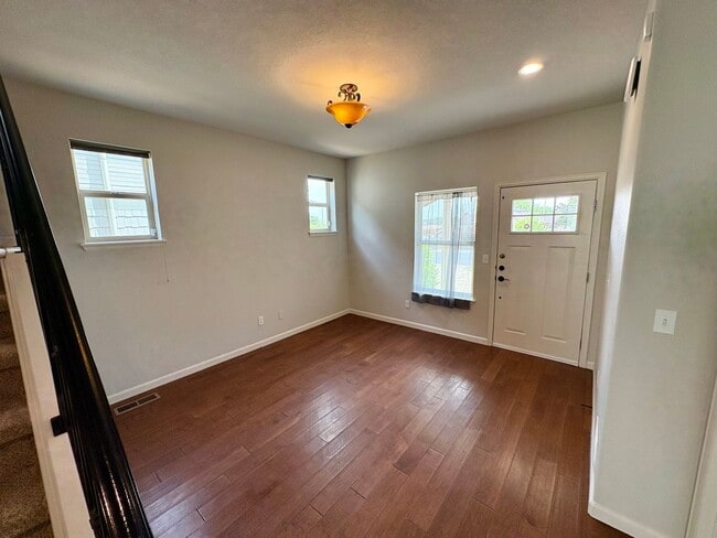 Photo - 5 bed, 4 bath North Park Hill