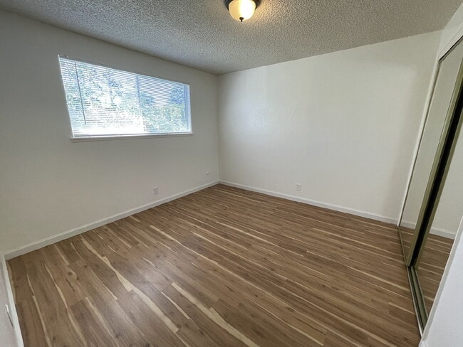 Photo - Woodside Drive Apartment In Carson City Unidad 3