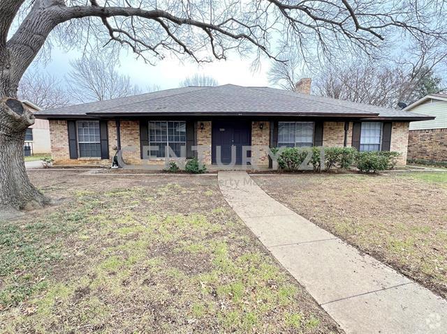 Building Photo - 2016 Fordham Ln Rental