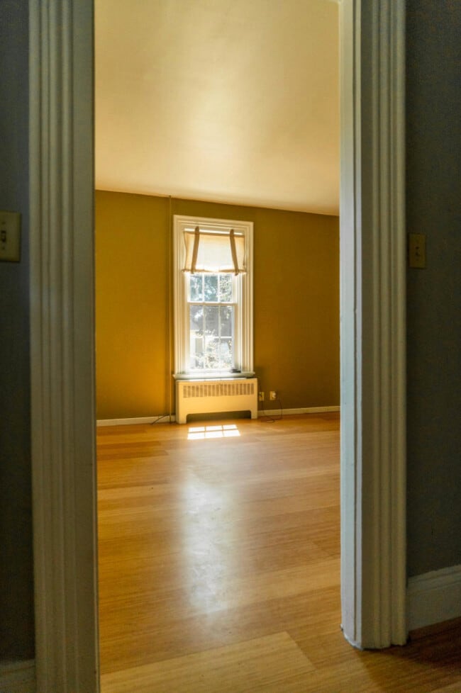 Photo - 379 E Wabasha St