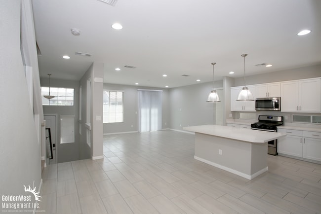 Photo - Beautifully Updated 4Bdm 3Ba Two-Story Home Located in the Heart of Southern Highlands!