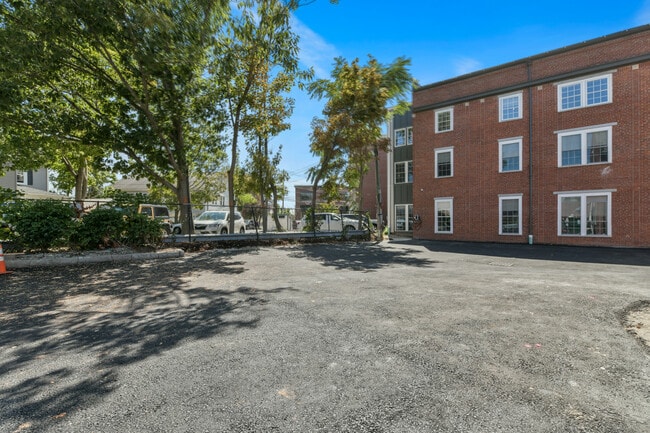 Photo - 410 Washington St Unit 104