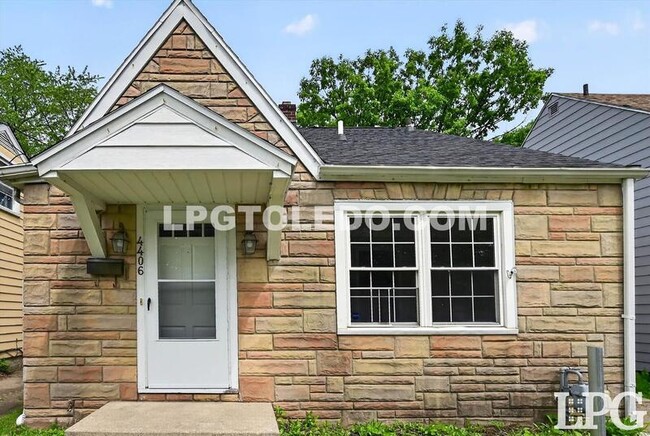 Photo - 4406 Asbury Dr