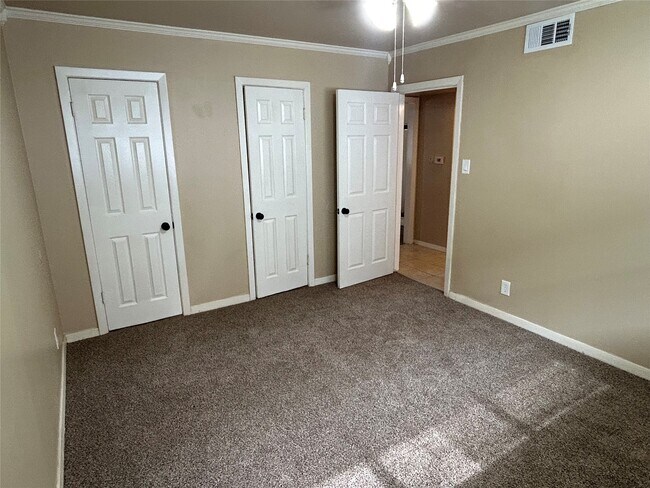 Photo - 1411 Indiana St Unidad 5