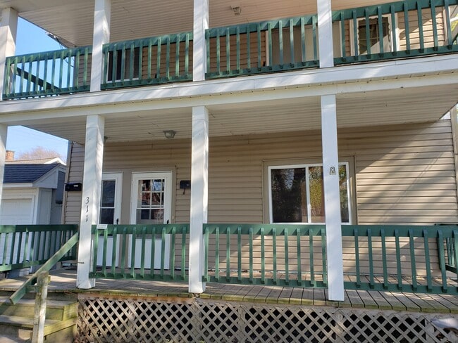 Photo - 309 Short St Townhome