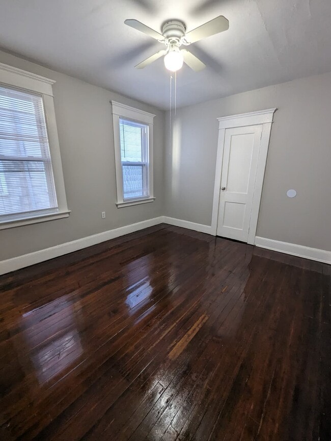 Photo - 1700 State St Unit 1