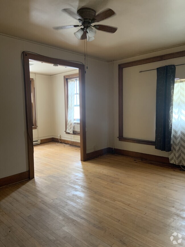 Building Photo - 3rd and Main Unit 304 Rental