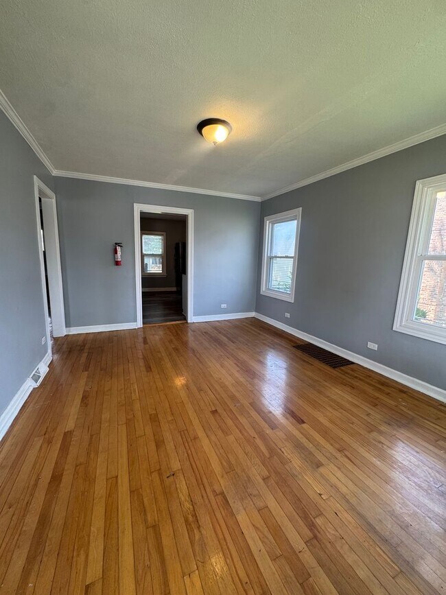 Photo - 2 Bedroom 1 Bathroom house in Calumet Park...