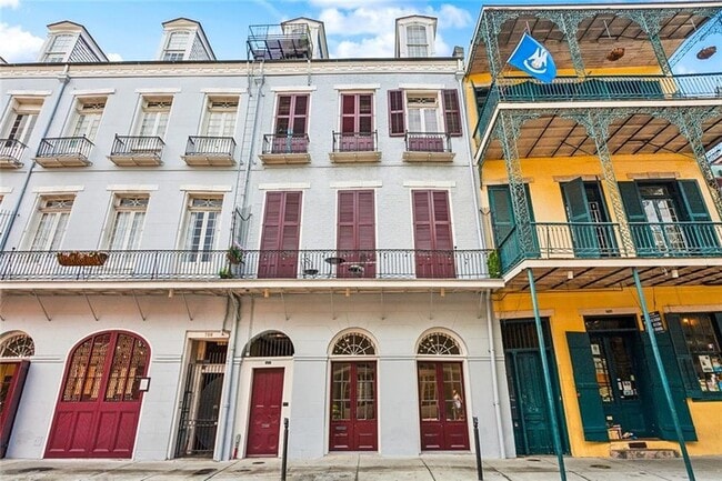 Building Photo - 710 Orleans St