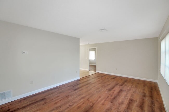 Photo - South Venice Annual Home for Rent