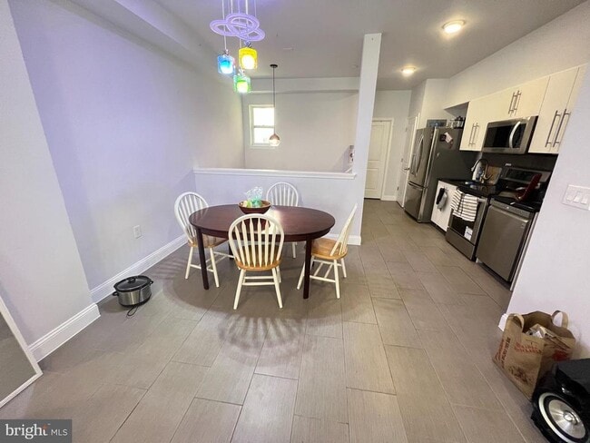 Photo - 1113 Wallace St