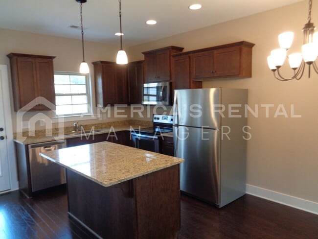 4387 Ridgemont Cir