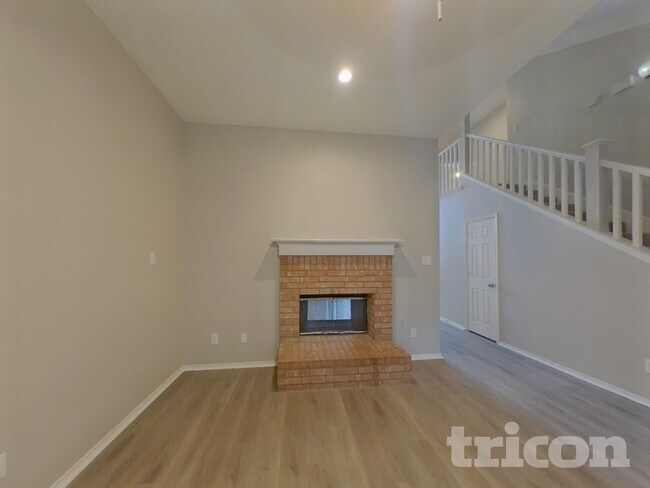 Photo - 3018 Blue Jay Ln