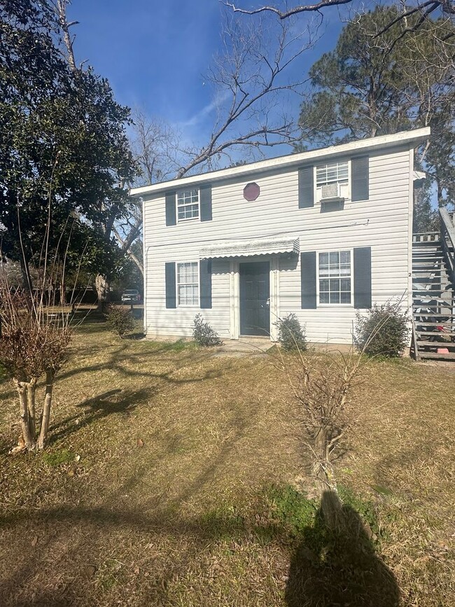 Photo - 11 Strozier St Apartment Unit 2