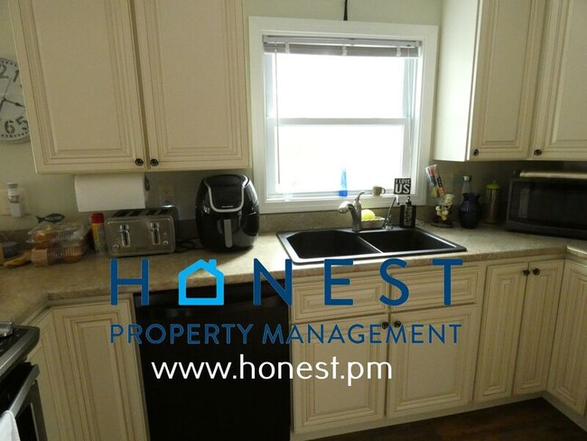 Photo - 113 Williamson Rd