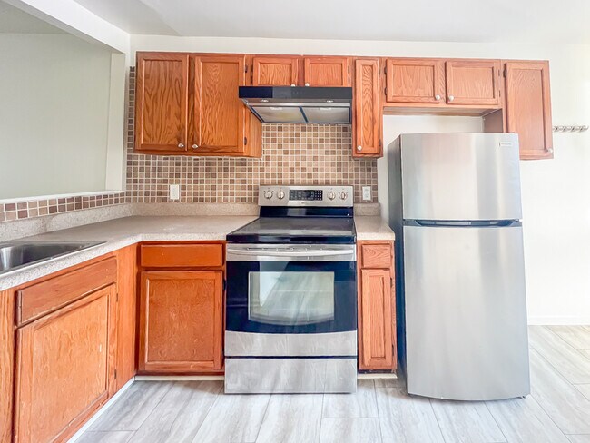 Photo - 32 Fox Hill Dr