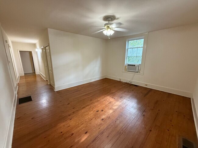 Photo - 530 Nantahala Ave Unit 530