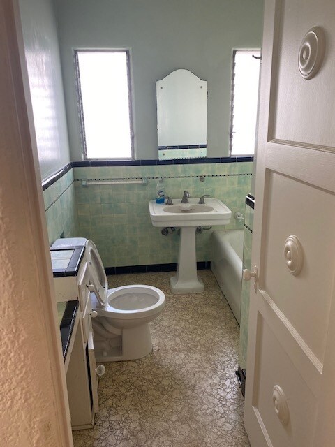 Photo - 1031 S Shenandoah St Unidad NA