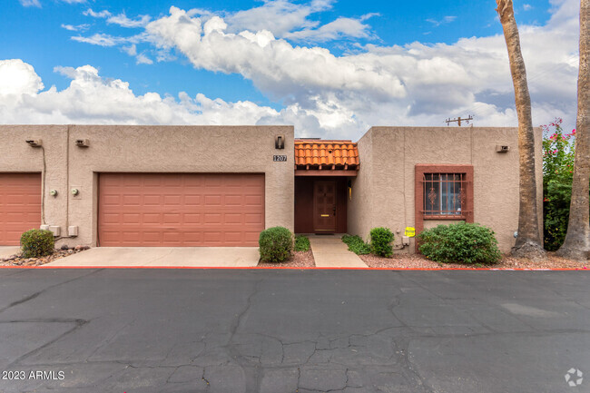 Building Photo - 1207 E Encantada Pl Rental