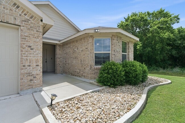 Photo - 16308 Caledonia Ct