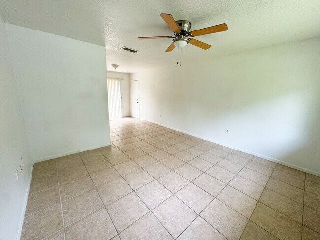 Photo - 1029 Ulysses Ave SE