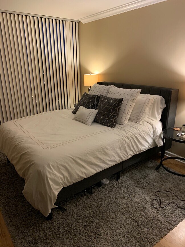 Photo - 1636 N Wells St