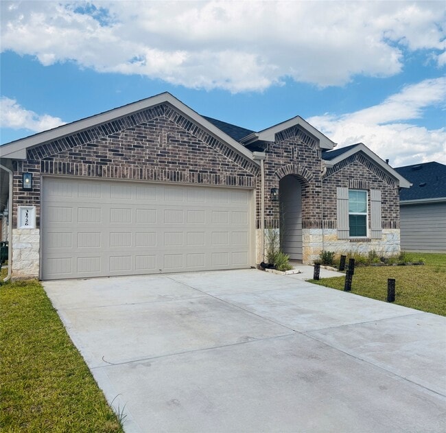 Photo - 31726 Sutton Mdws Ln